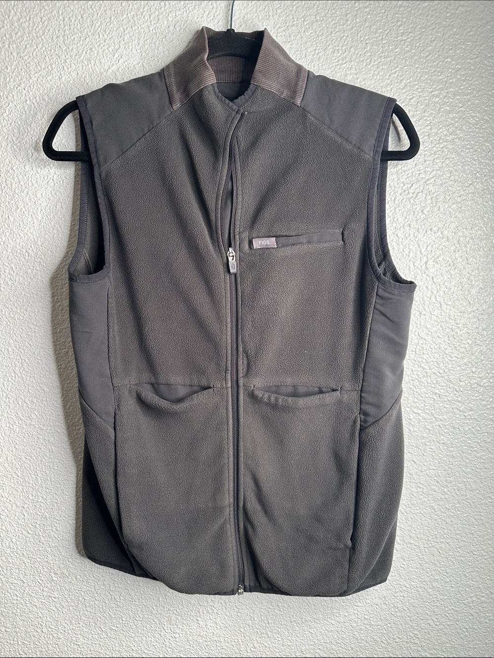 Men's Dark Gray Fleece Vest - Full Zip size S medical